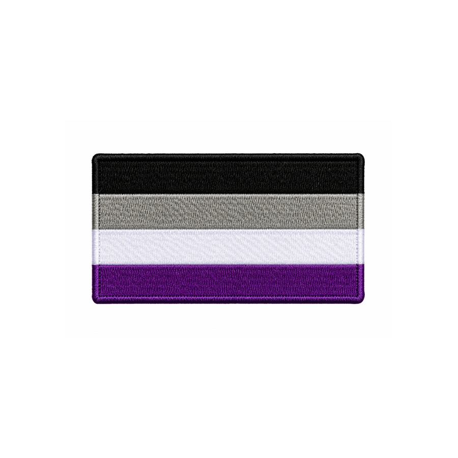 Gestickter Asexual Pride Patch mit vier horizontalen Streifen in Schwarz, Grau, Weiss und Violett. Rechteckiger Aufnäher, 8 × 5 cm, auf weissem Hintergrund.