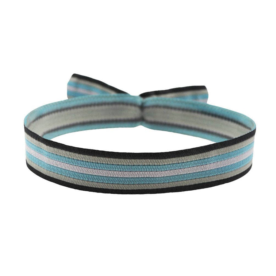 Demiboy Pride Festivalarmband mit Flaggenfarben Grau Weiß Blau aus Stoff mit Metallverschluss