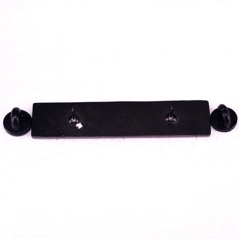 Equality Pin – Rückseite mit Butterfly-Verschluss