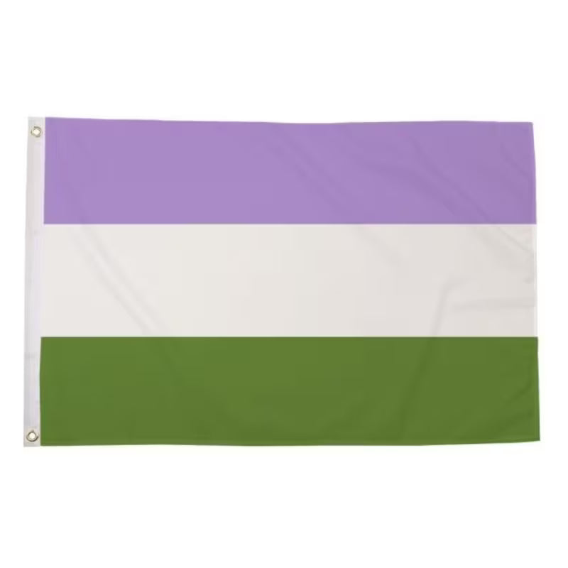 Genderqueer Pride Flagge aus Polyester mit lavendelfarbenem, weissem und grünem Streifen im Format 90 × 150 cm – LGBTQIA+ Fahne mit Metallösen für Pride, CSD und Dekoration.