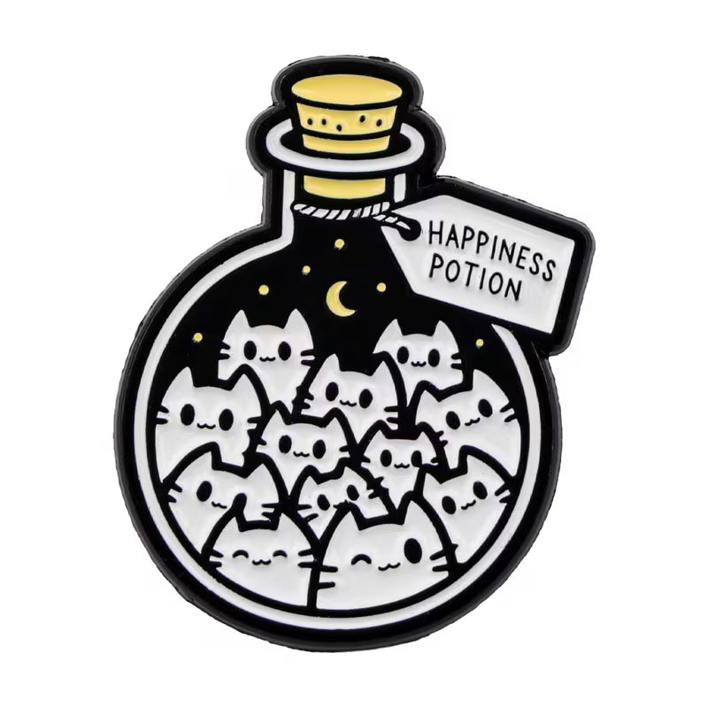 Katzen Emaille Pin in Form einer Happiness Potion Flasche mit süßen Katzenmotiven