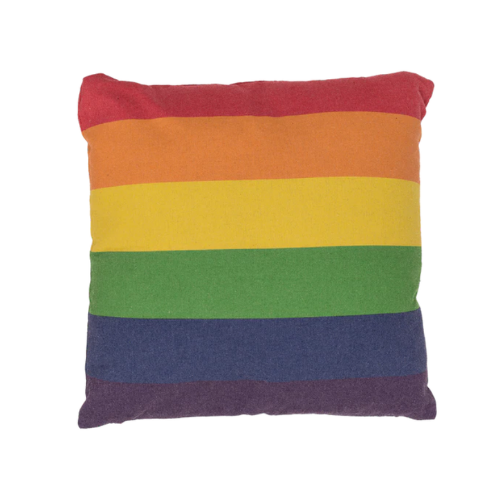 Pride Kissenbezug im Regenbogen-Design in Größe 40 x 40 cm, abgebildet mit Kissenfüllung
