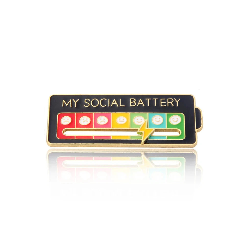 My Social Battery Pin – Verstellbarer Emaille Pin mit Blitzanzeige