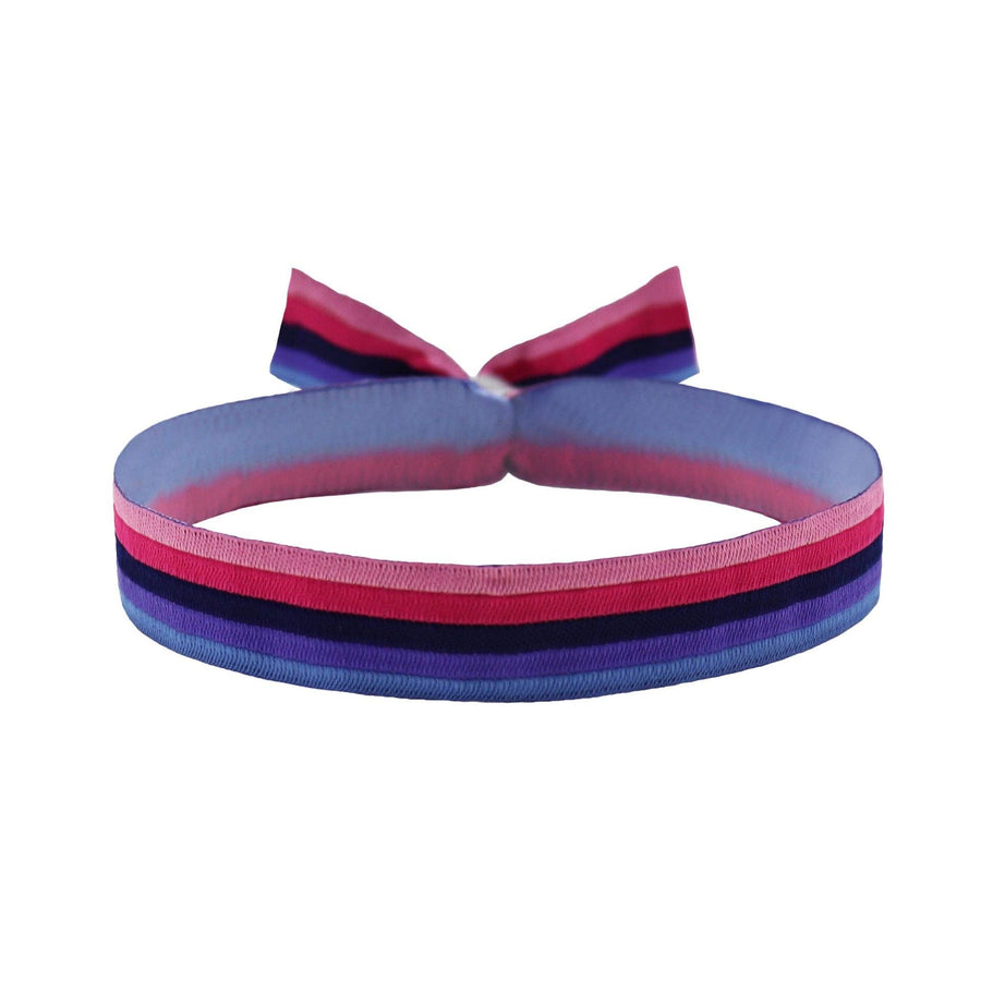 Omnisexuelles Pride Festivalarmband aus gewebtem Stoff in den Farben der Omnisexuell-Pride-Flagge mit Metallverschluss