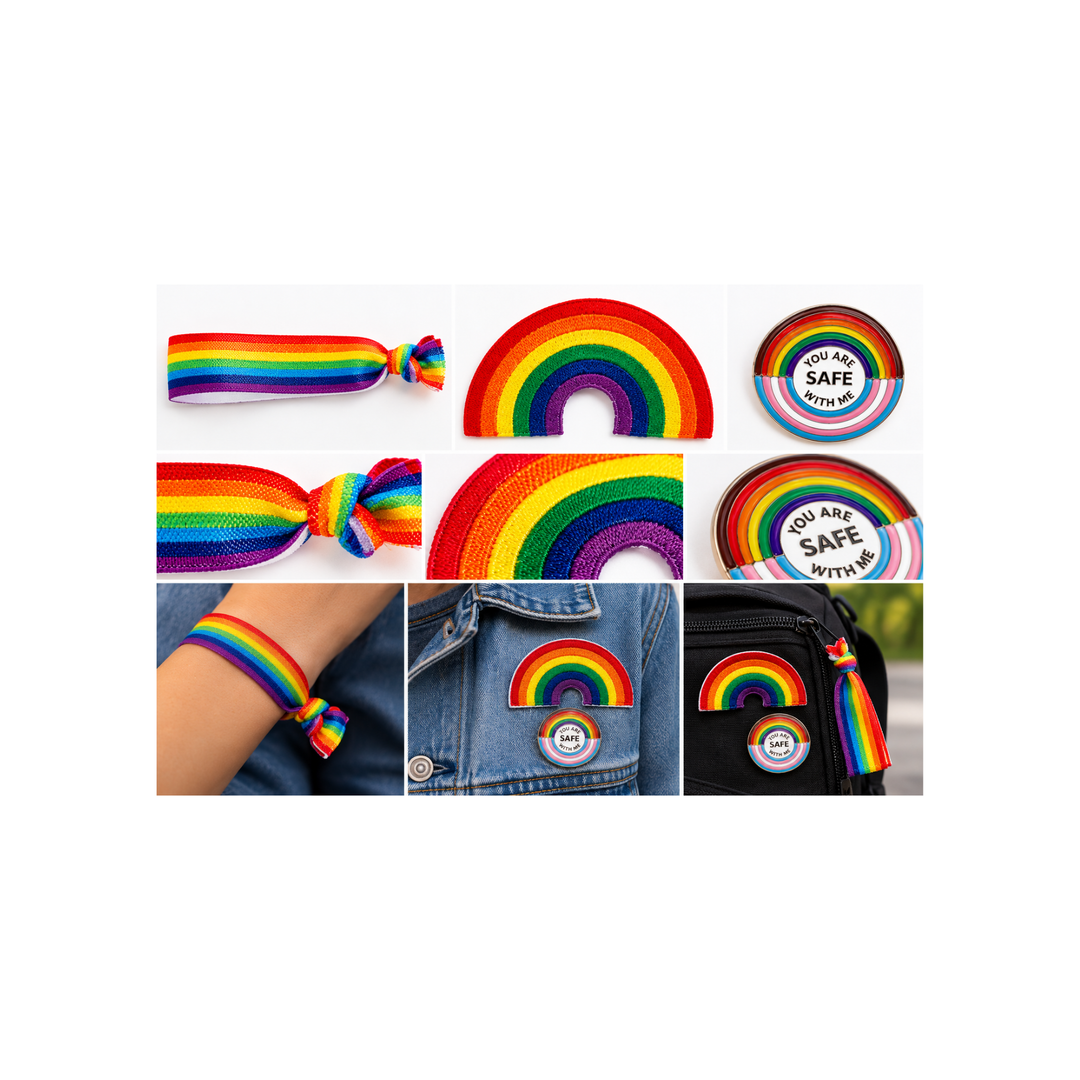 Detailansichten des 3-teiligen Pride Regenbogen Sets mit Stoffarmband, gesticktem Regenbogen Patch und You Are Safe With Me Pin sowie Tragebeispielen an Handgelenk, Jeansjacke und Rucksack.