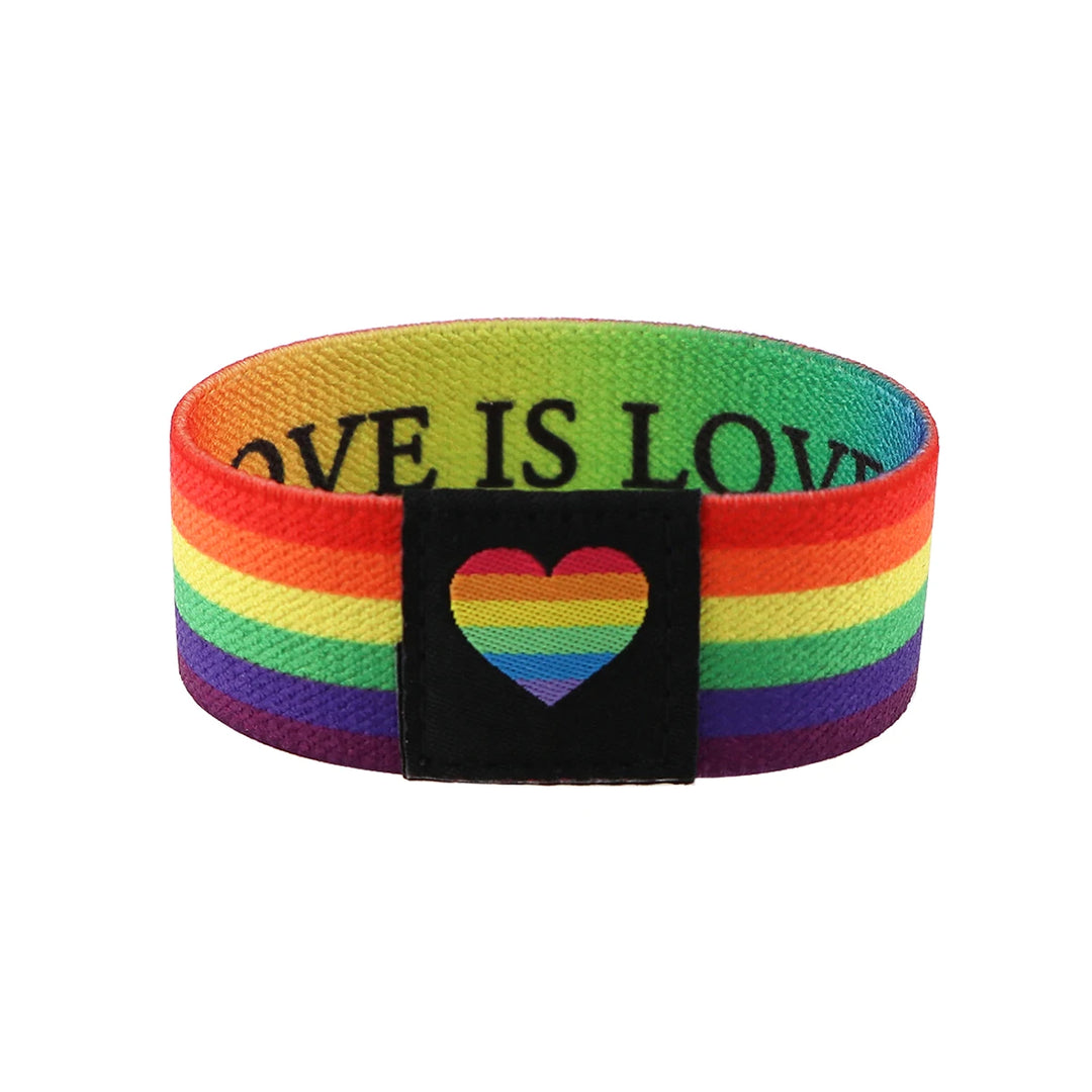 Elastisches Armband aus Polyester in Regenbogenfarben mit Herzsymbol und Schriftzug