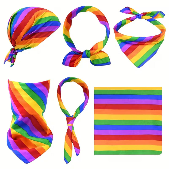 Vier Regenbogen-Bandanas in unterschiedlichen gebundenen Formen sowie flach ausgelegt, ideal als Kopftuch, Halstuch und Haarband.