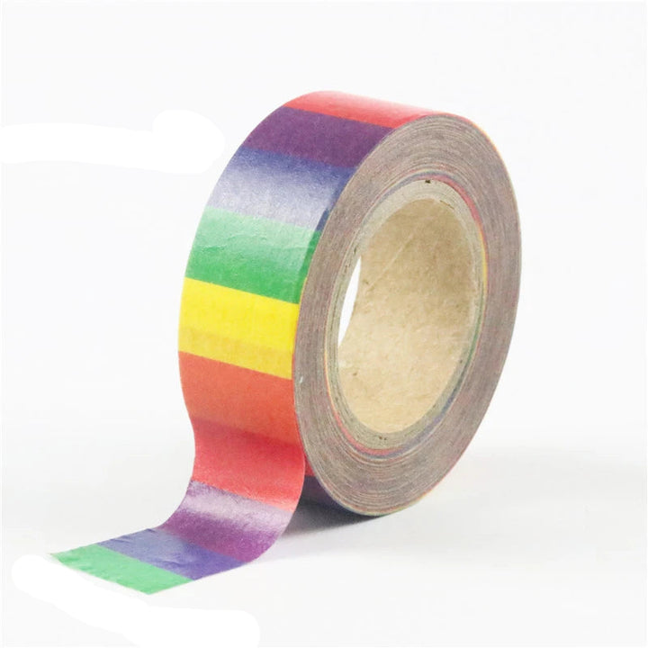Regenbogen Klebeband im LGBTQIA+ Pride Design auf Rolle