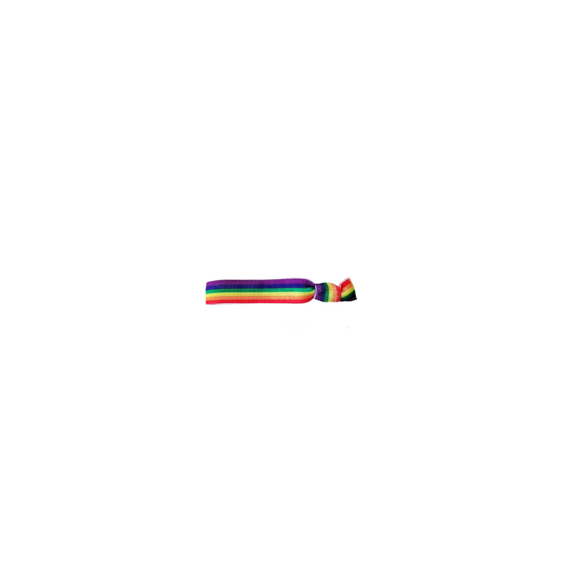 Ein einzelnes Regenbogen-Pride-Armband aus Polyester, liegend dargestellt auf weißem Hintergrund