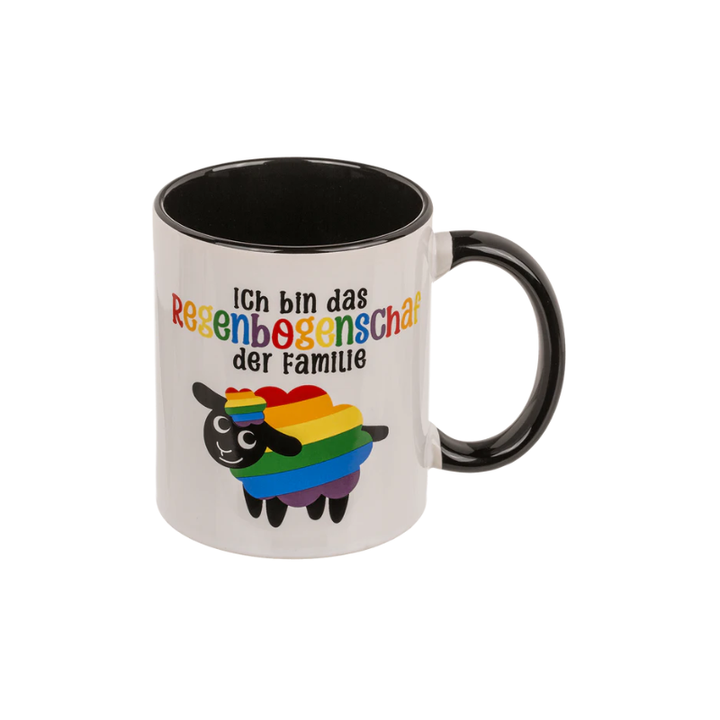 Weiße Tasse mit Regenbogen-Schaf-Motiv und schwarzem Innenbereich im Pride-Design