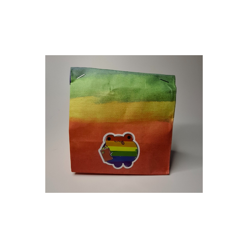 Kleine Pride Überraschungstüte regenbogen mit Farbverlauf und Motiv auf der Vorderseite
